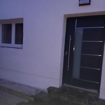Monteurwohnung Loiching Стая снимка
